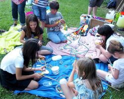 Gestaltung von Zauberstäben am Workshop mit bubbles4you